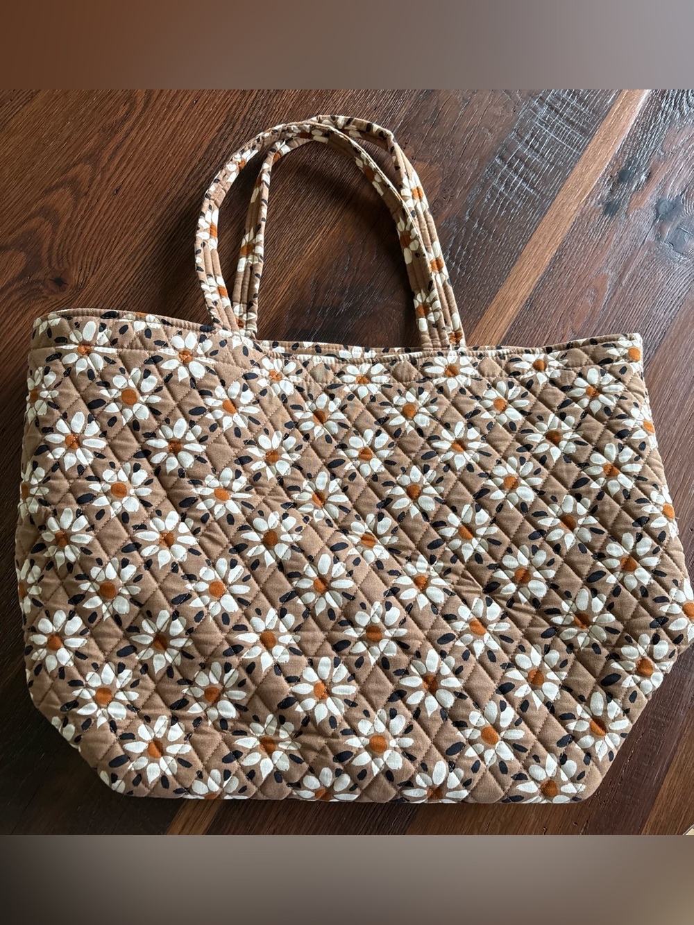 EUC Vera Bradley Grand Tote Bag, Venetian Flower Tiger’s Eye Quilted Essential - Picture 3 of 15